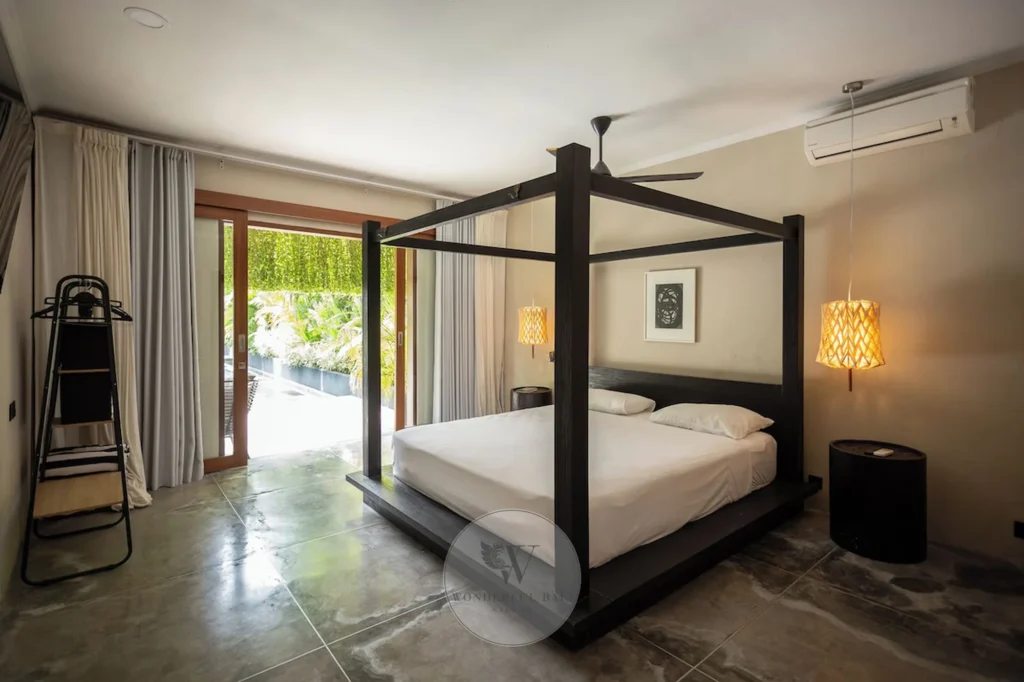 Primary ensuite bedroom with tropical styling, Umalas villa