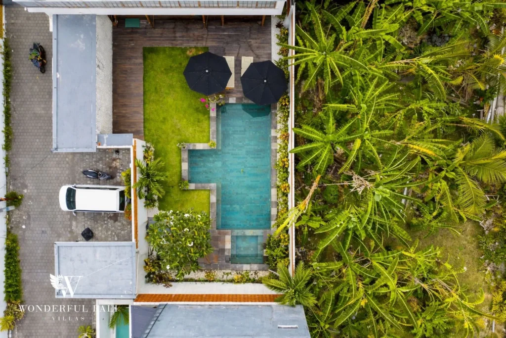 monthly villa rental umalas — vertical garden with daybed
