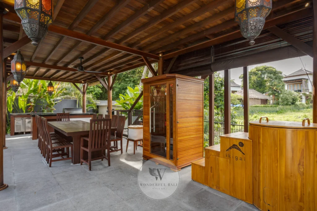 Outdoor dining table on the pool deck, Canggu villa with 18 m pool