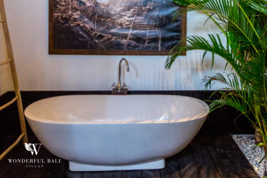 3BR Green Villa in Bumbak Umalas photo 11
