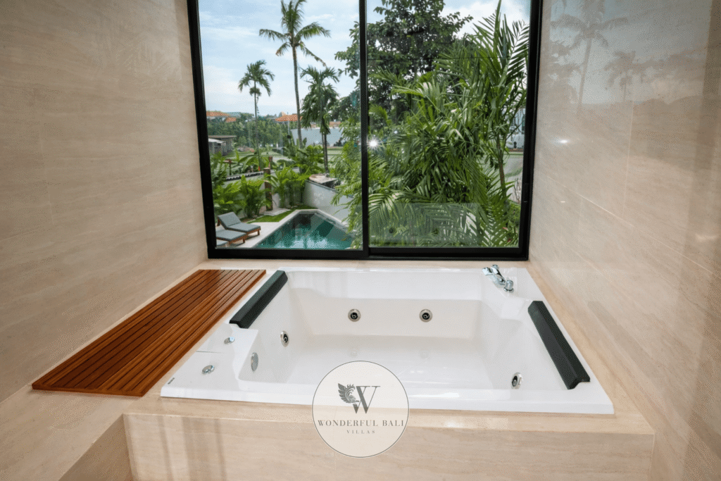 3BR Designer Luxury Villa in Canggu photo 11