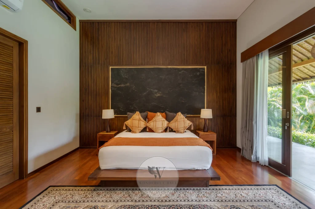Second ensuite bedroom, Canggu six-bedroom villa