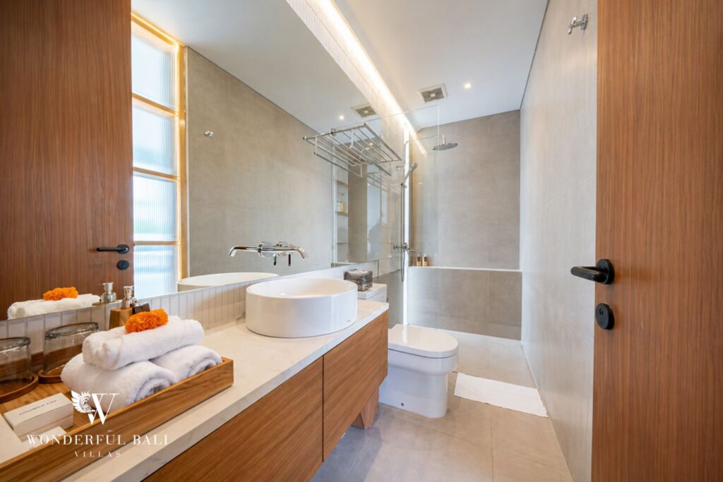 4BR Luxury Villa with Private Gym in Pererenan Canggu photo 22