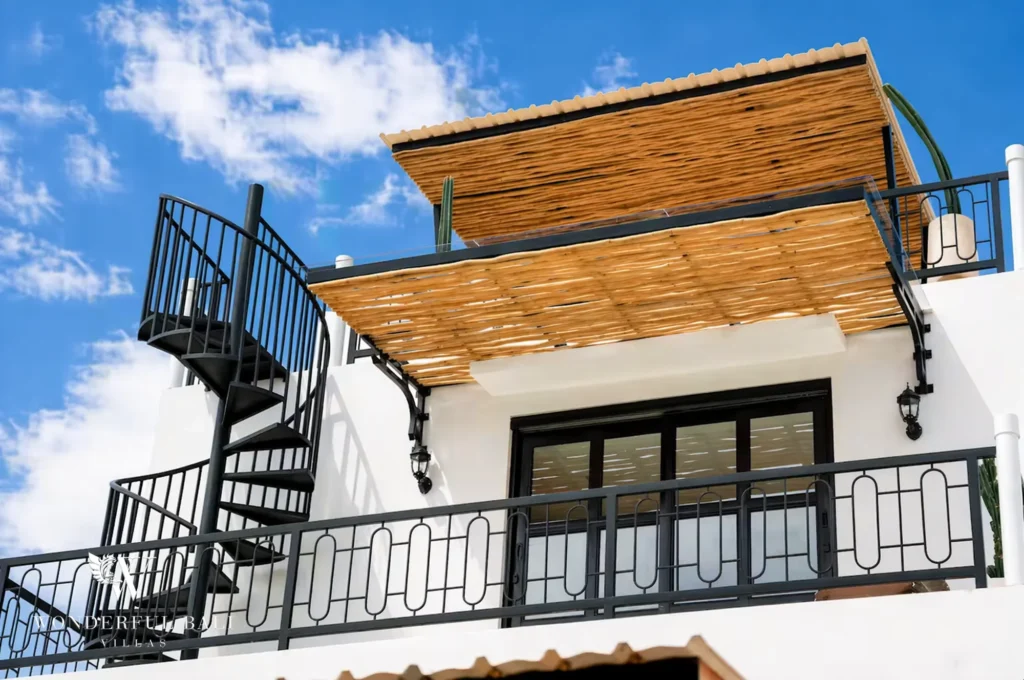 Stairway and landing leading to the rooftop, 3-bedroom villa in Ungasan, Bukit