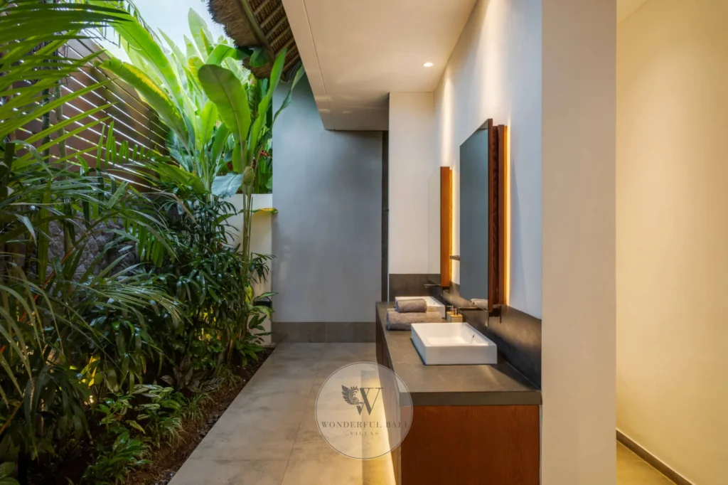 Third bathroom with walk-in shower, Canggu six-bedroom villa