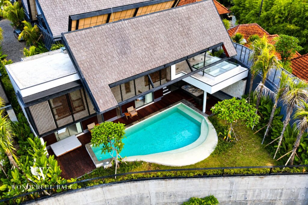5BR Freehold Luxury New Built Villa in Canggu photo 1