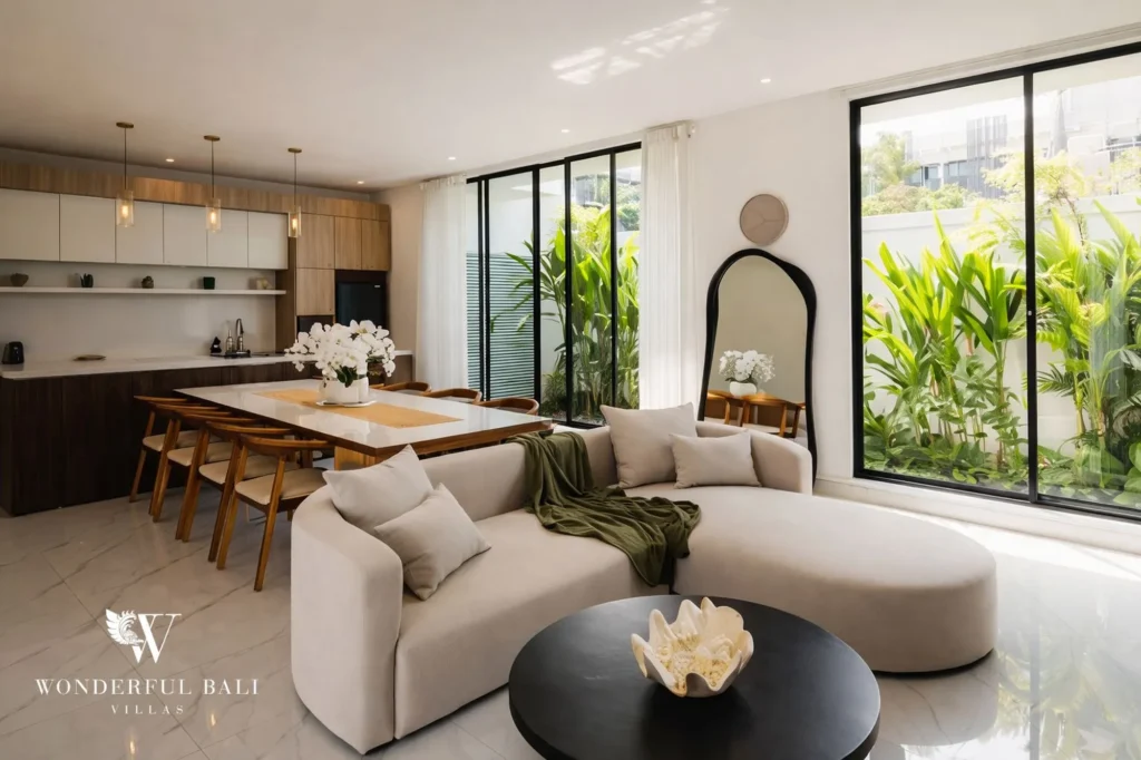 Open-plan living room, 2-bedroom villa in Petitenget, Seminyak
