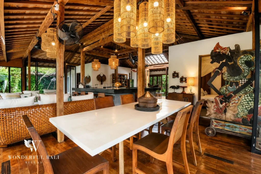 Combined joglo dining and living area, 4-bedroom villa in Tegal Cupek, Umalas