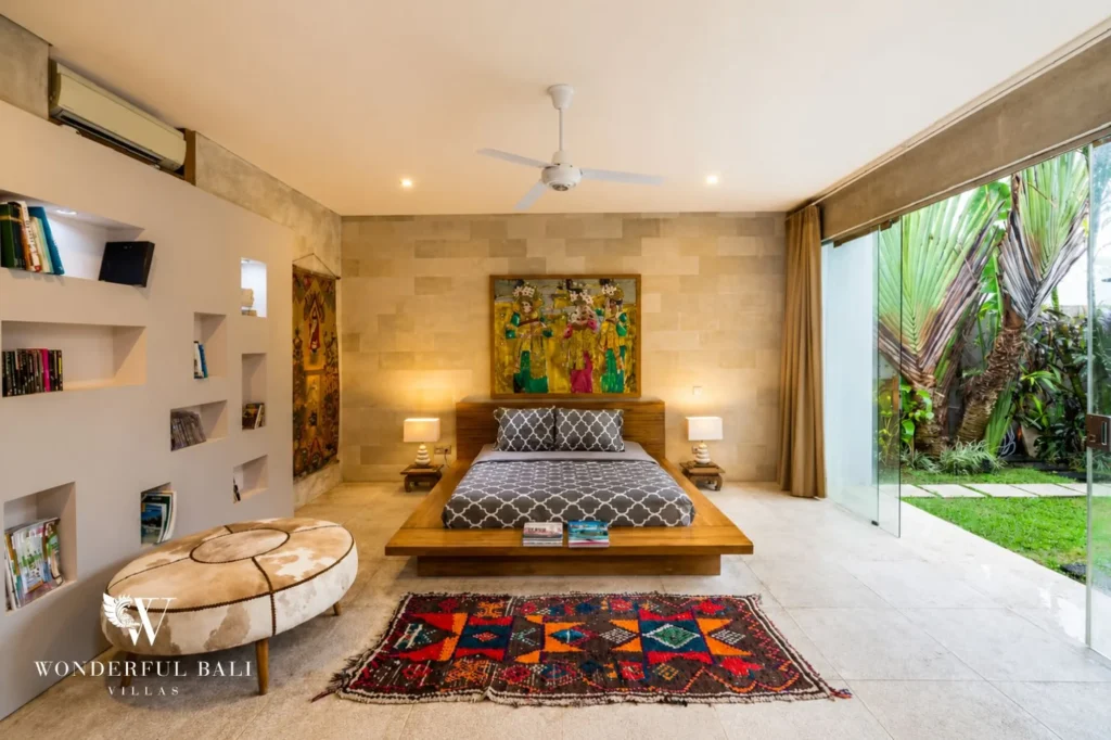 Bedroom with woven rugs and traditional finishes, 4-bedroom villa in Petitenget, Seminyak