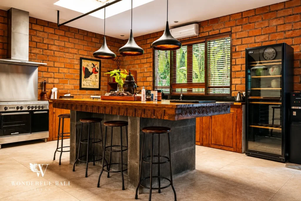 Fully equipped kitchen with central island, 4-bedroom villa in Berawa, Canggu