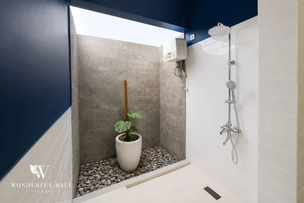 Bathroom with walk-in shower, 2-bedroom Balinese modern villa in Sanur