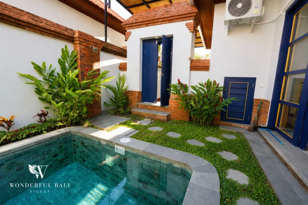 Swimming pool in the villa courtyard, 2-bedroom Balinese modern villa in west Sanur