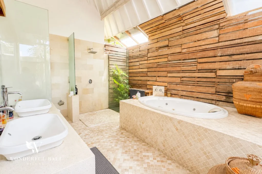 Bathroom with freestanding bathtub, 4-bedroom family villa in Mertasari, Kerobokan