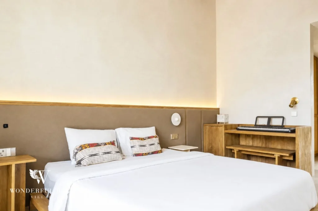 Bedroom with study desk, 4-bedroom villa in Kaba-Kaba, Tabanan