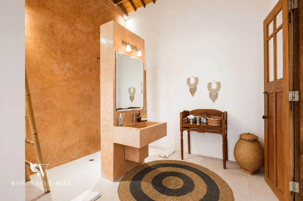 Bathroom vanity detail, 4-bedroom joglo villa in Umalas