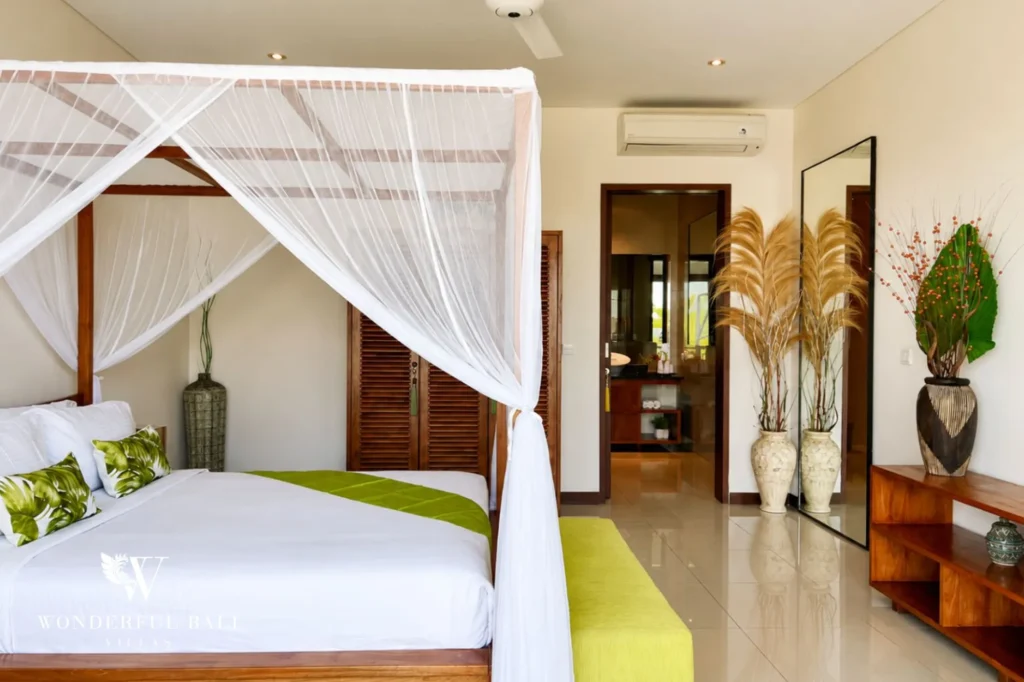 Bright bedroom with canopy bed, 5-bedroom villa in Batu Bolong, Canggu