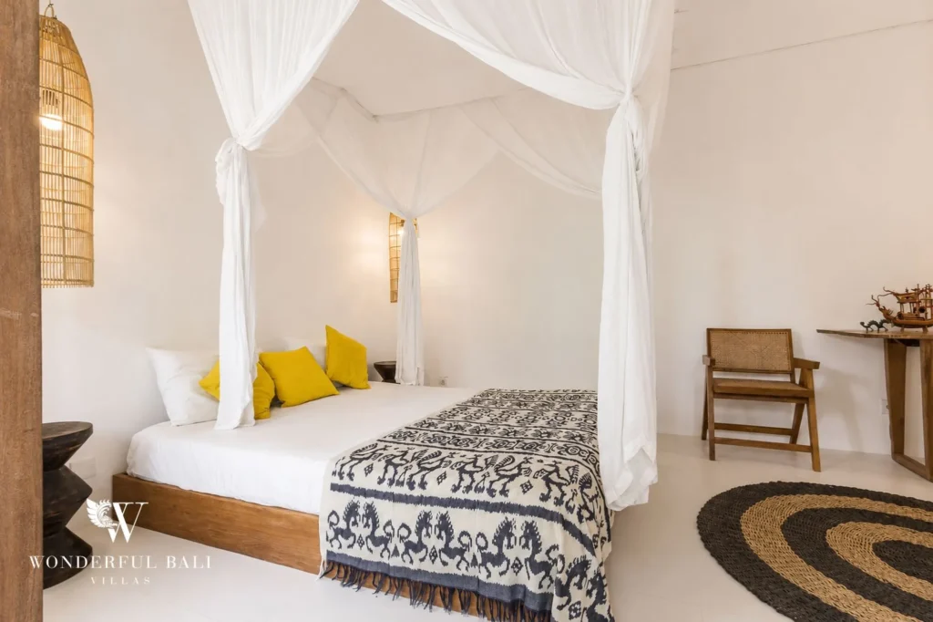 Bathroom with freestanding tub, 4-bedroom joglo villa in Umalas
