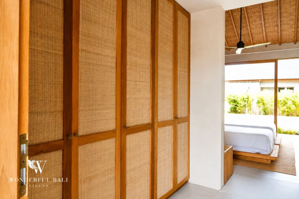 Hallway with wooden doors, 4-bedroom villa in Kaba-Kaba, Tabanan