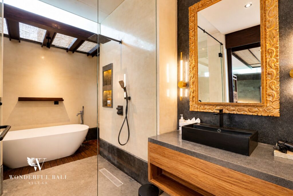 5BR Freehold Luxury New Built Villa in Canggu photo 28