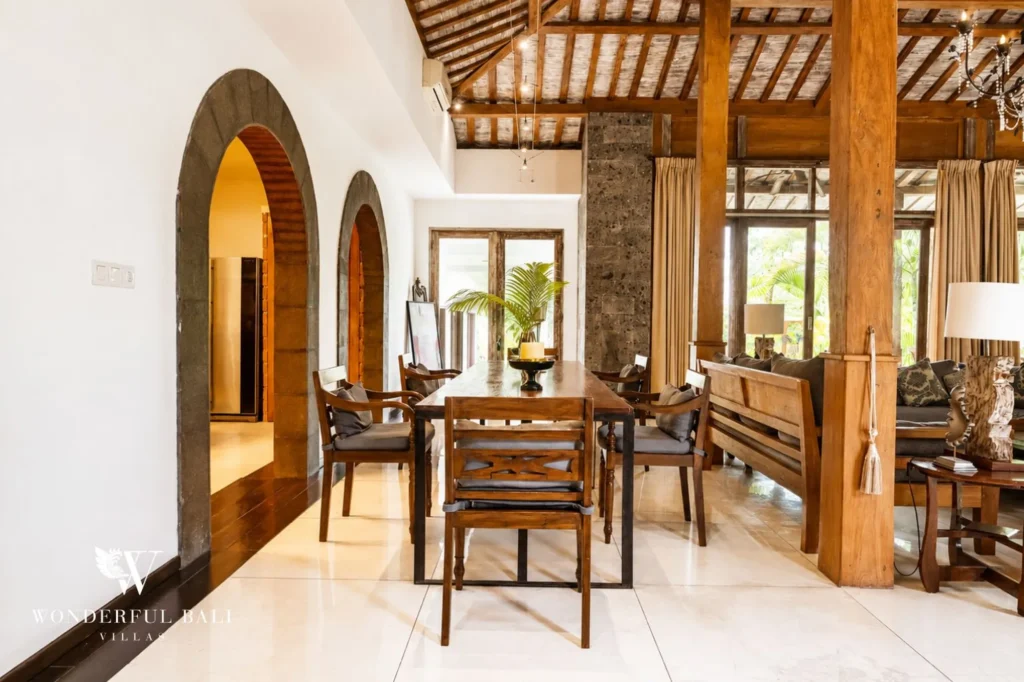 Outdoor bench in the garden, 4-bedroom villa in Berawa, Canggu