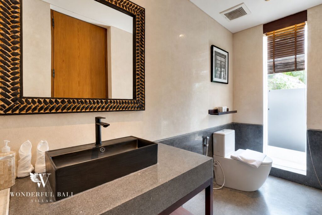 5BR Freehold Luxury New Built Villa in Canggu photo 29