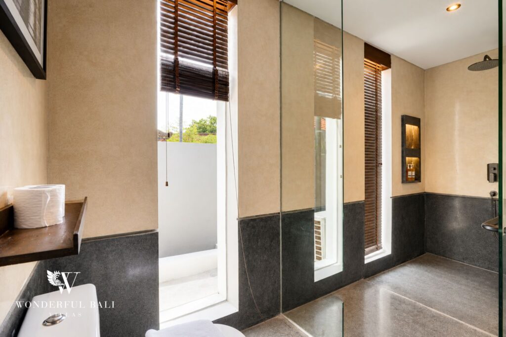 5BR Freehold Luxury New Built Villa in Canggu photo 30