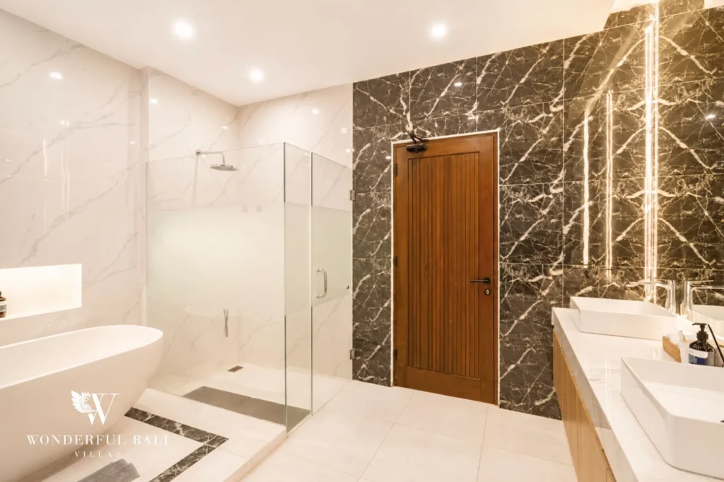 Bathroom with marble walk-in shower, 2-bedroom villa in Petitenget, Seminyak