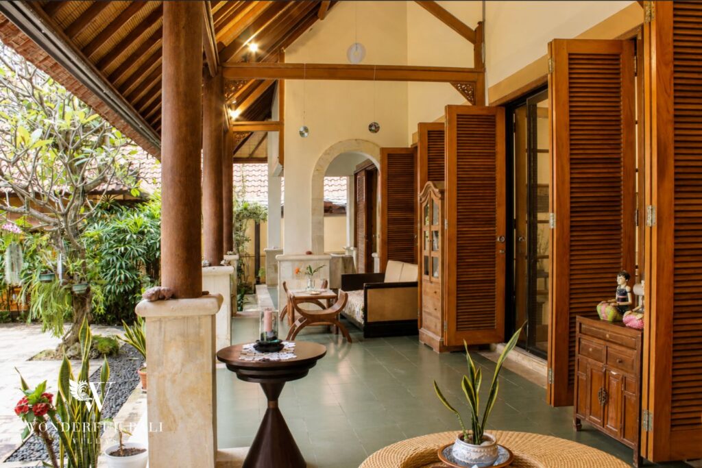 4BR Western Colonial Designed Villa in Saba, Gianyar photo 9