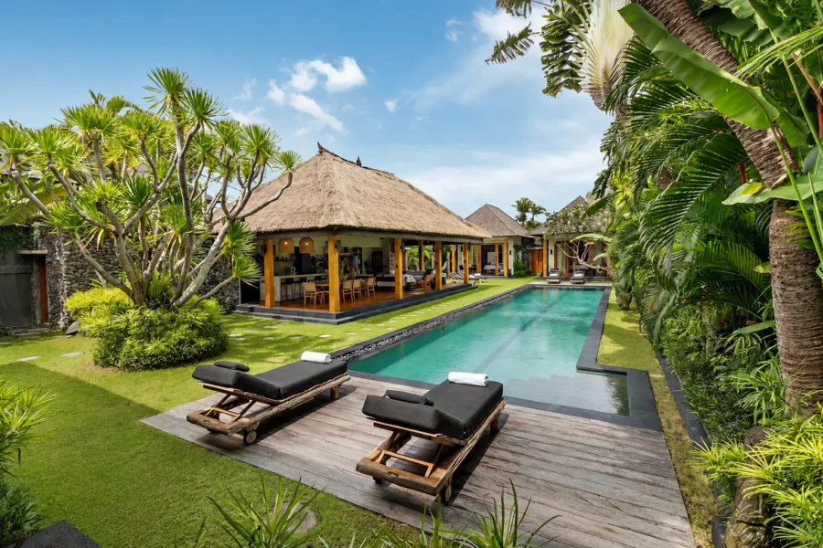 Villa Wolfe – 3-Bedroom Villa in Seminyak, Bali