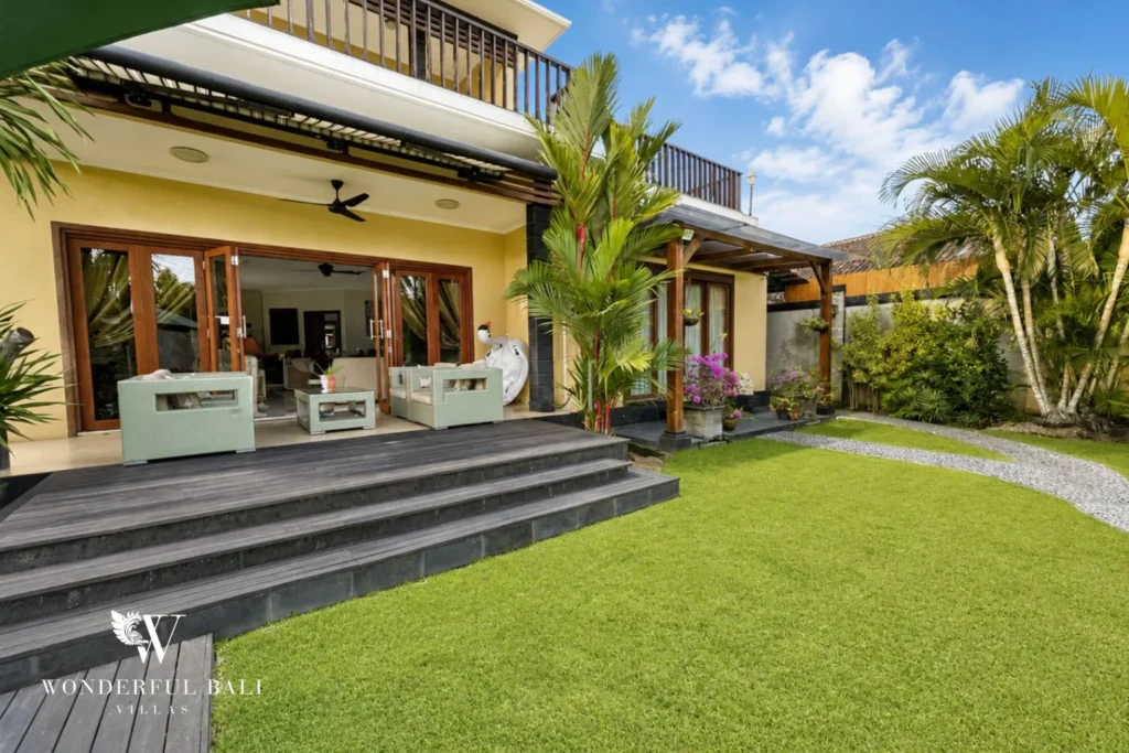 monthly villa rental sanur — villa exterior garden lawn