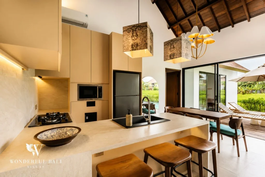 3BR villa for monthly rent Canggu — kitchen bar and dining area