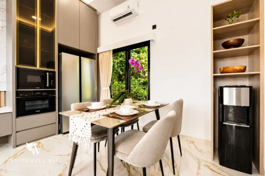 3BR villa for monthly rent Jimbaran — living and dining area with smart tv
