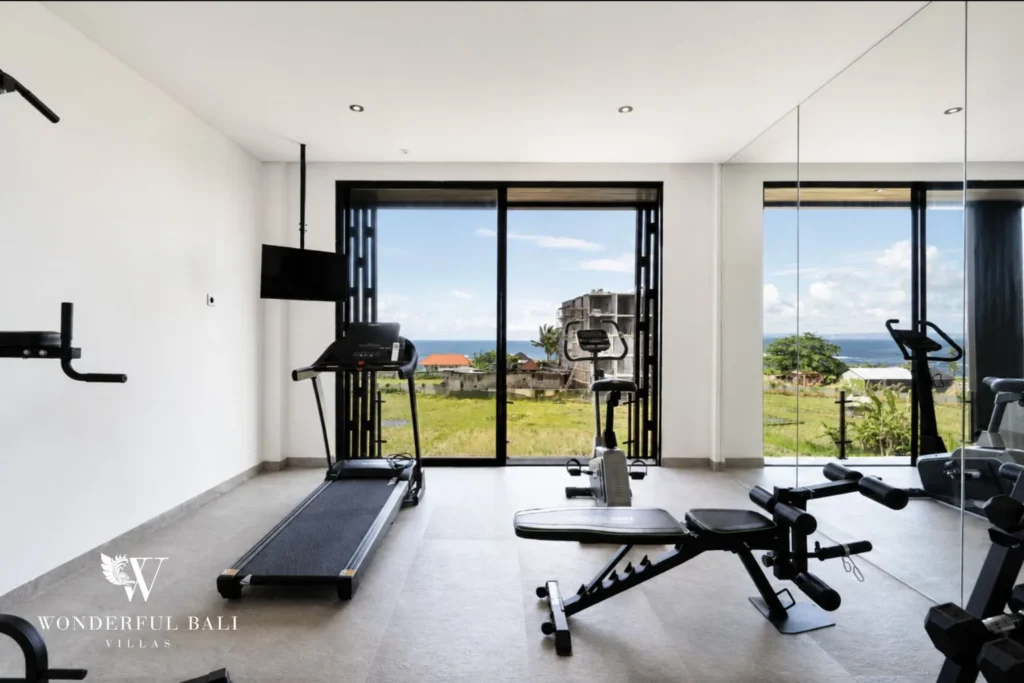 5BR villa for long-term rent Cemagi — private gym with ocean view