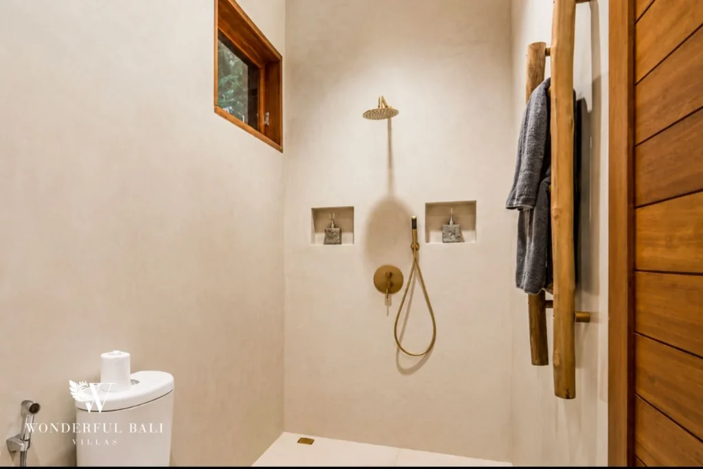 En-suite bathroom with walk-in shower at villa in Ubud, Bali