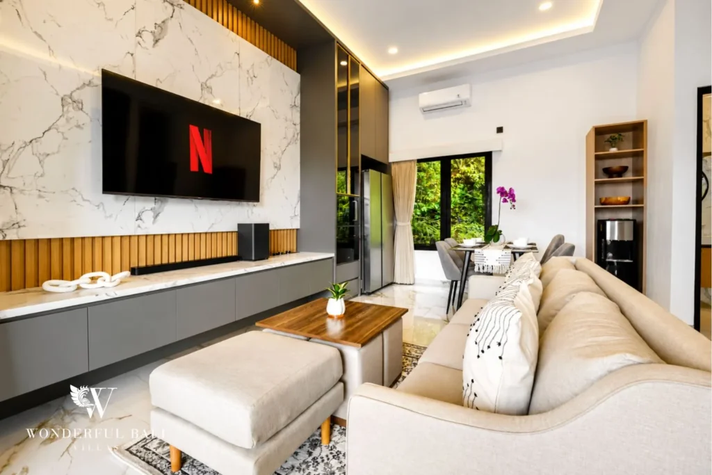 3BR villa for monthly rent Jimbaran — internal staircase