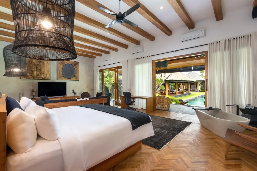 Master suite at Villa Wolfe, Seminyak