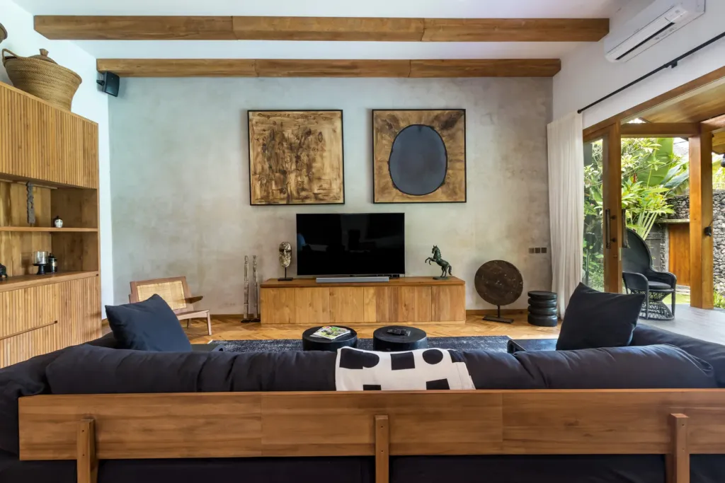 Master suite at Villa Wolfe, Seminyak