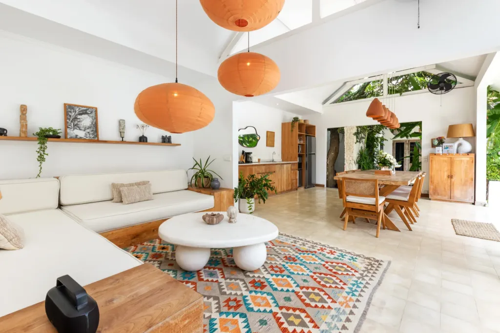 Villa Gauguin, Seminyak — living room