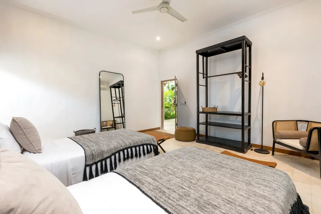 Villa Gauguin, Seminyak — bedroom