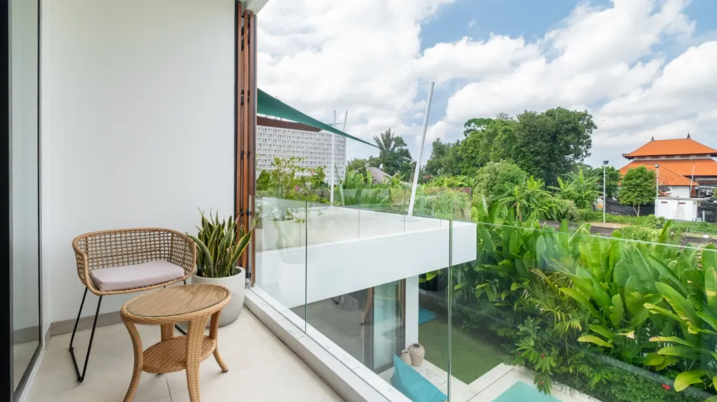 Villa Loona Palm 2, Canggu — bedroom, loona Palm Villa 2 bedroom with balcony