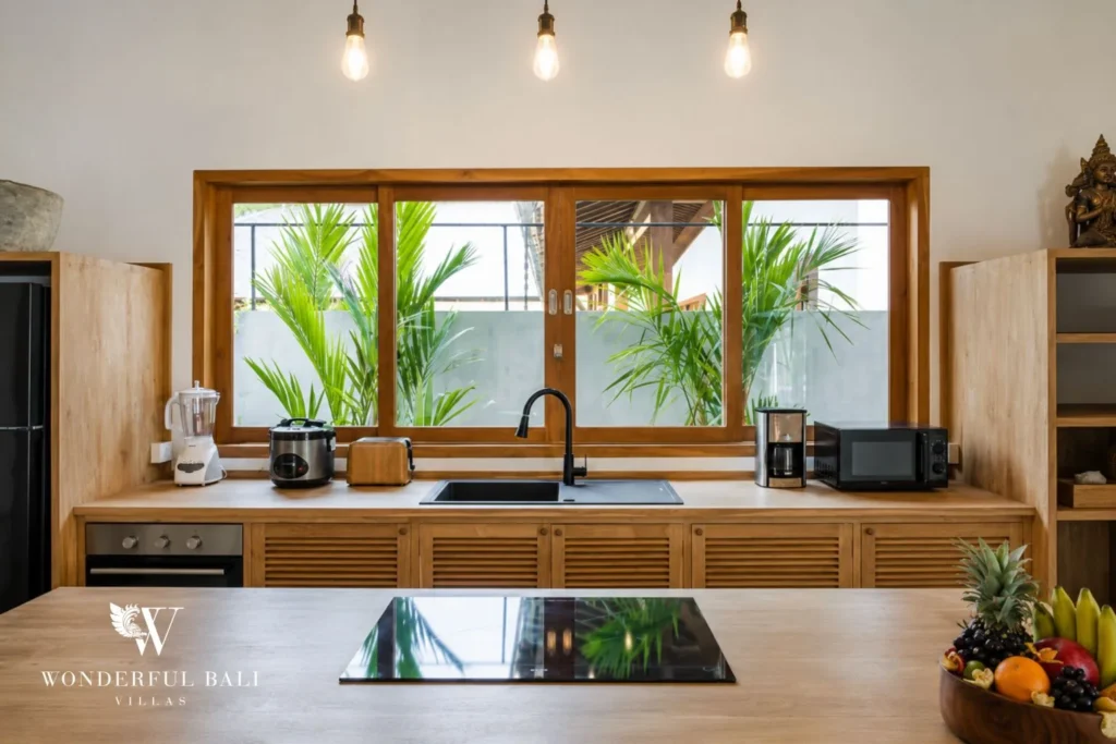 3BR tropical villa in Umalas — living room with daybed