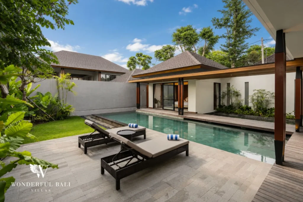 4BR resort villa in Jimbaran — pool and sun loungers