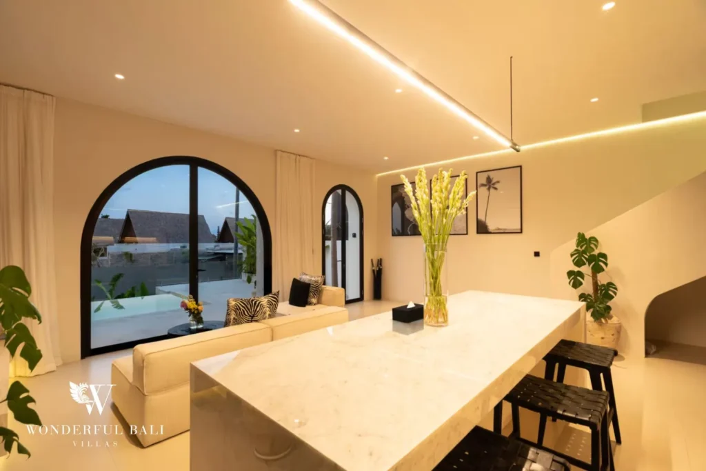3BR ocean-view villa in Seseh — kitchen island breakfast bar
