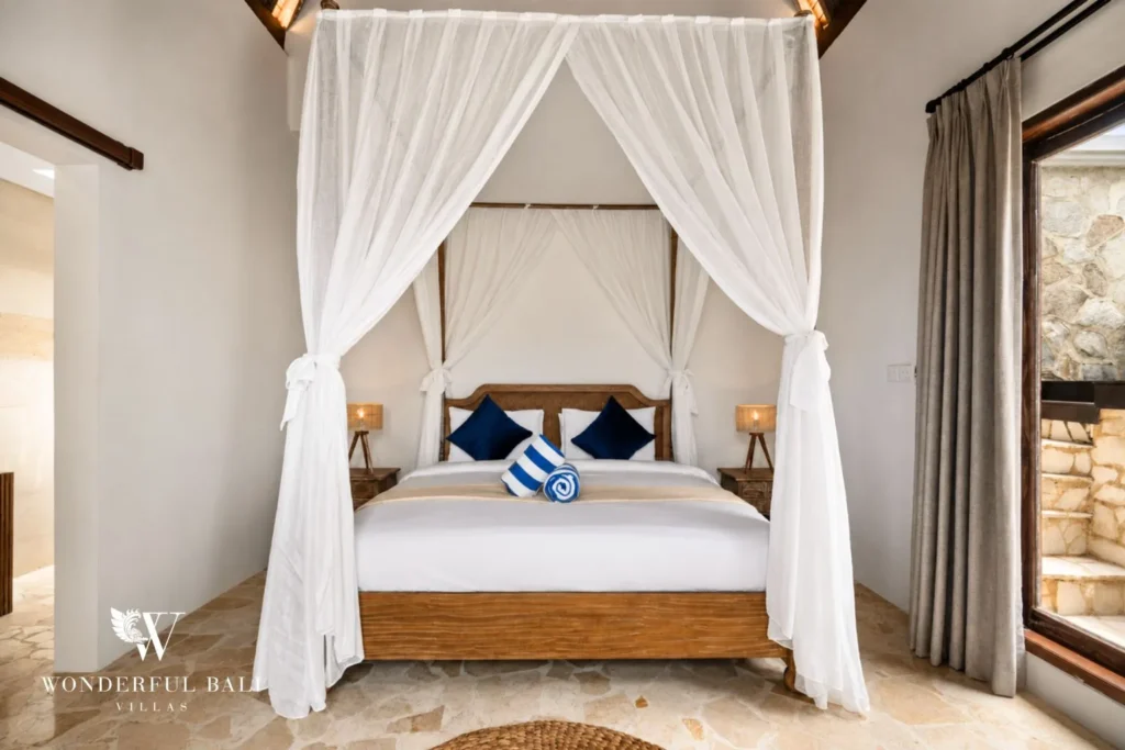 3BR tropical villa in Pererenan — master bedroom with four poster canopy bed
