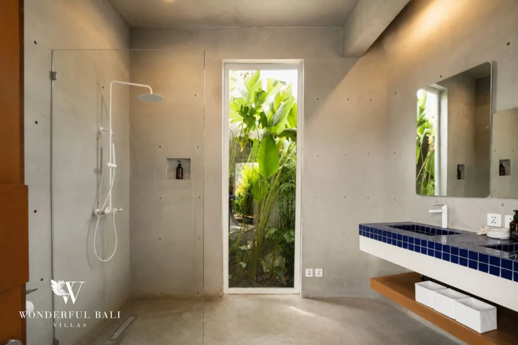 3BR modern villa in Pererenan — en suite bathroom with vessel basin