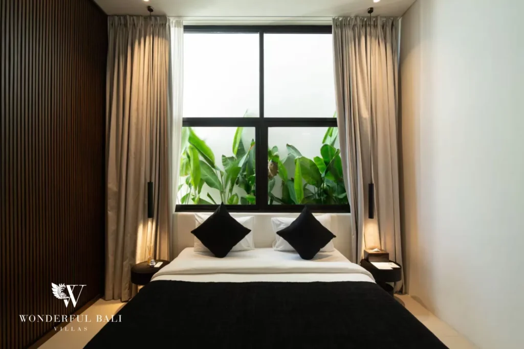 3BR ocean-view villa in Seseh — bedroom with garden view