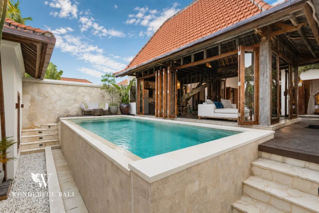 3BR tropical villa in Pererenan — private pool and villa exterior