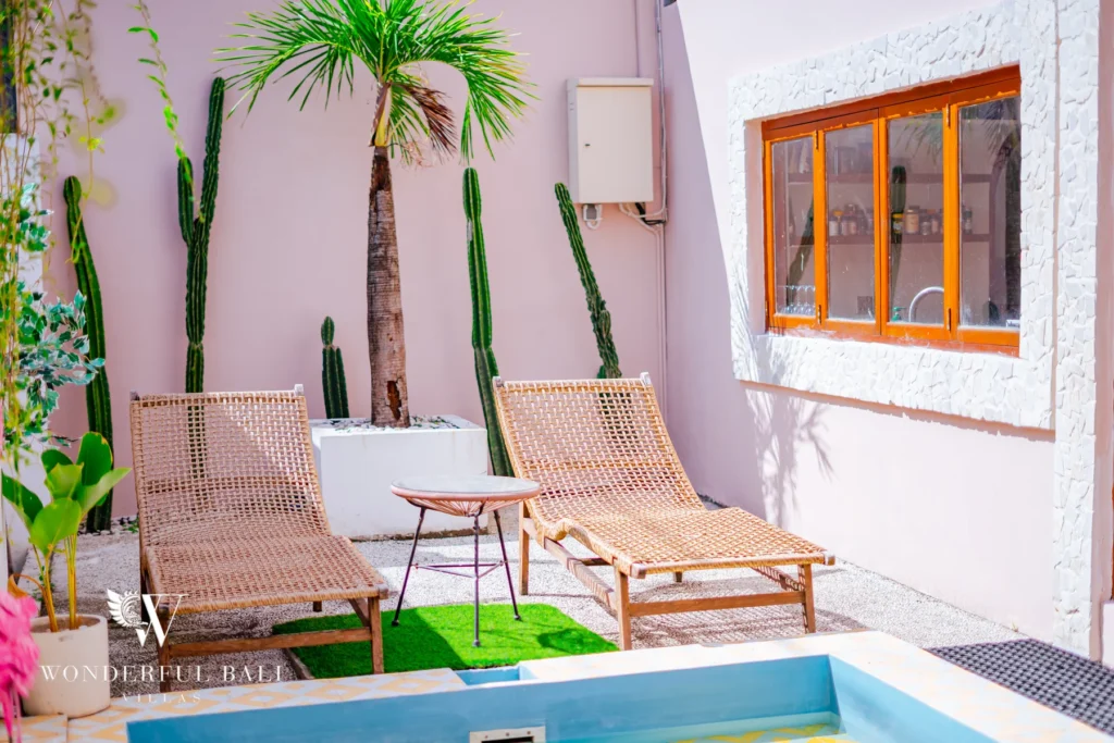 4BR villa for rent in Padonan, Canggu — pool sun loungers