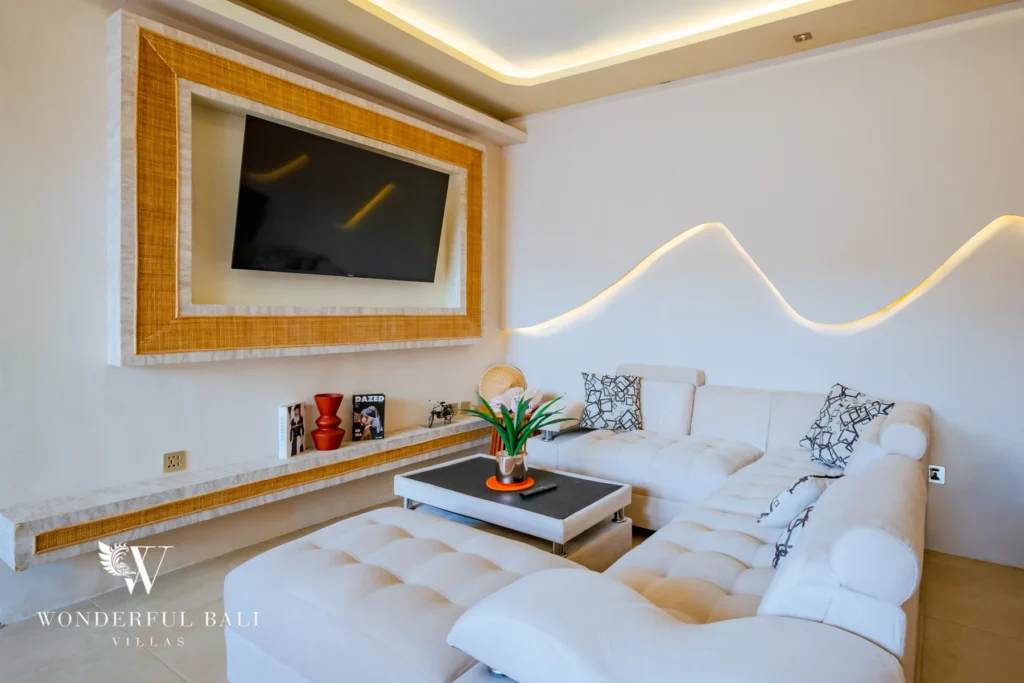 4BR villa for rent in Padonan, Canggu — living room