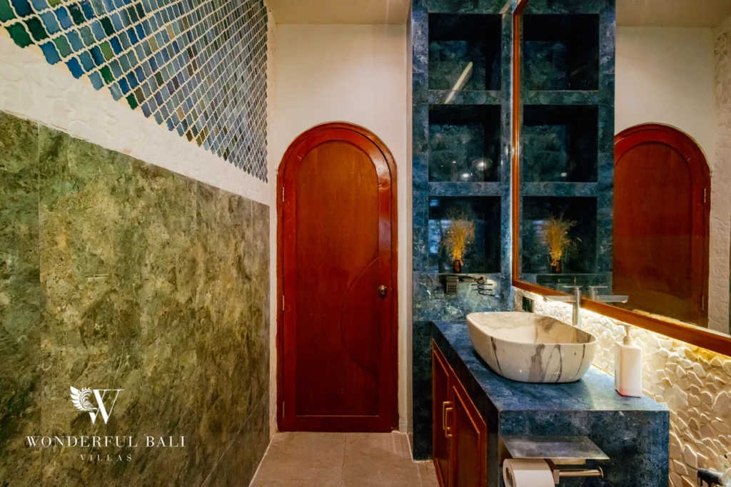 4BR villa for rent in Padonan, Canggu — bedroom 3 ensuite